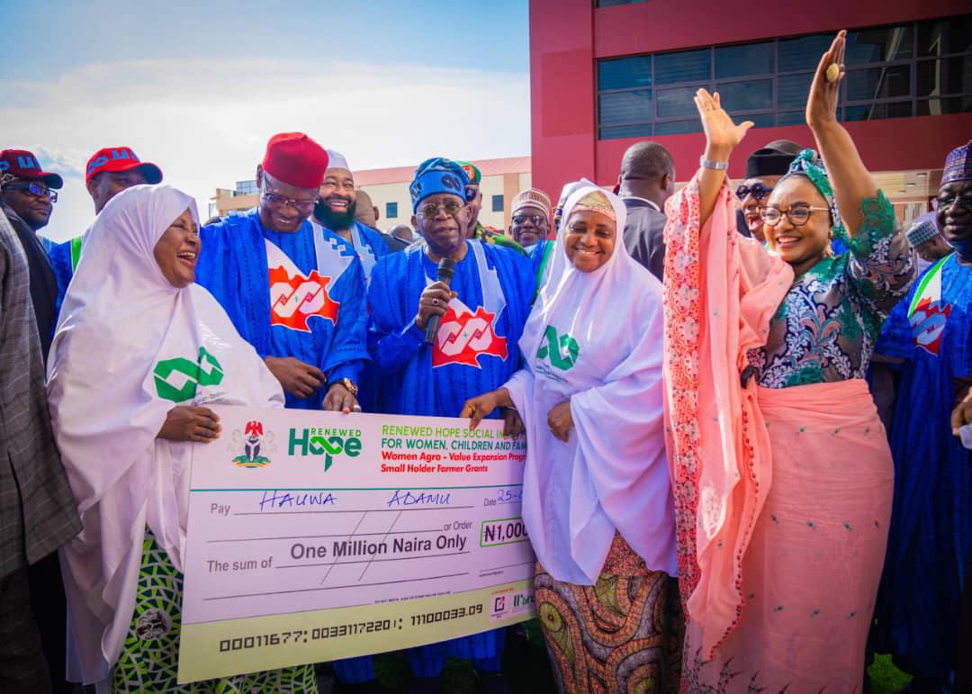 RH-WAVE 774 Program 1